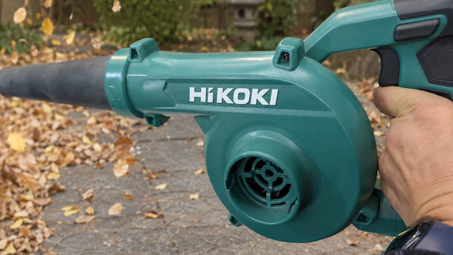 筆者が所有しているHiKOKIのコードレスブロワRB18DC